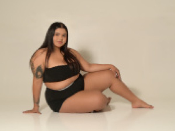 MiiaaVelvet