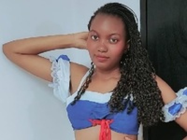 mia_lorens