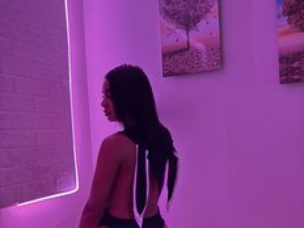KOURTNEY-