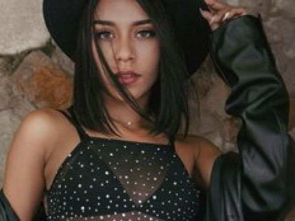 AmaliaCruss