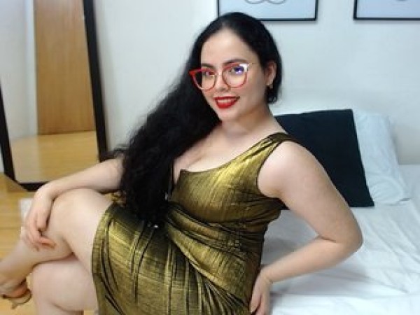 Curvycocksucker