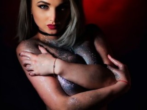 EllianaReese