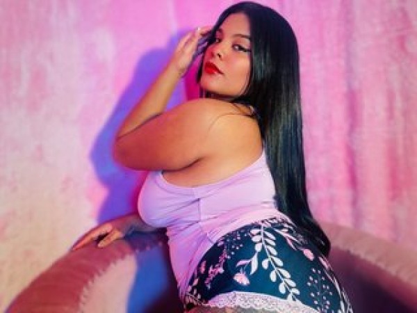 Sam_Curvy