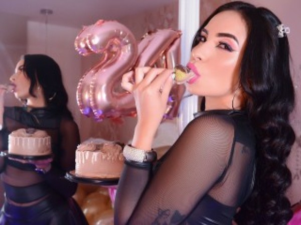 KrystalEvans