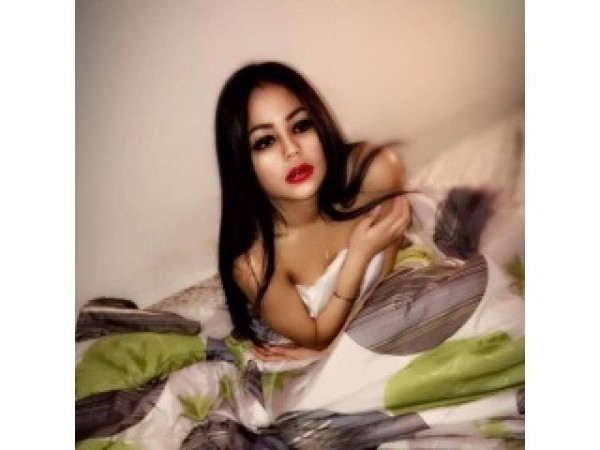 DamnSexyWoman