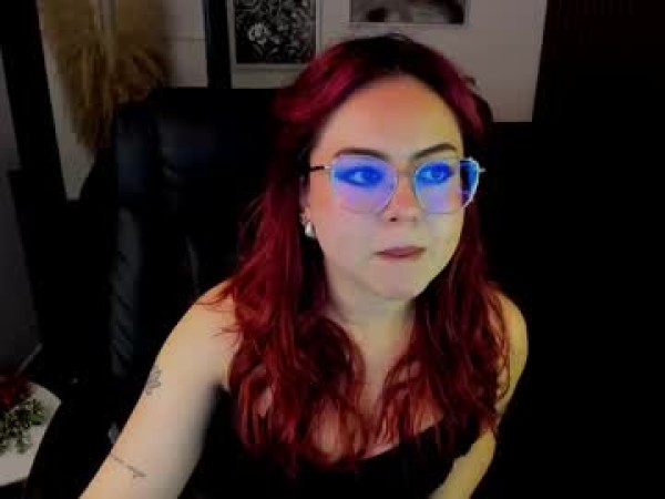 crimson_tati