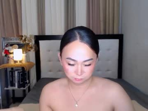 nathalyastone