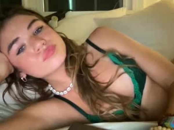 yourgirlaurora